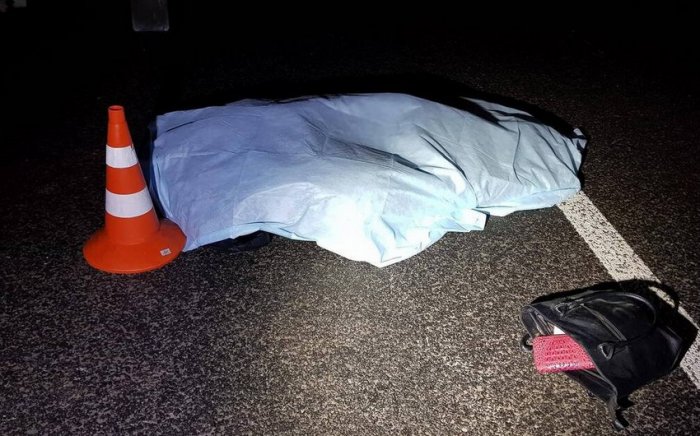 Yevlaxda piyadanı avtomobil vuraraq öldürüb   
