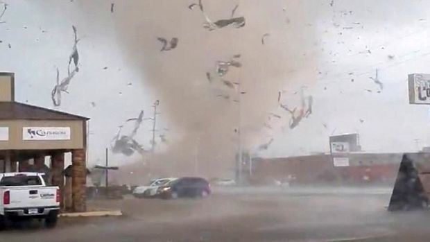 Tornado  ABŞ-da azı 23 nəfərin ölümünə səbəb olub