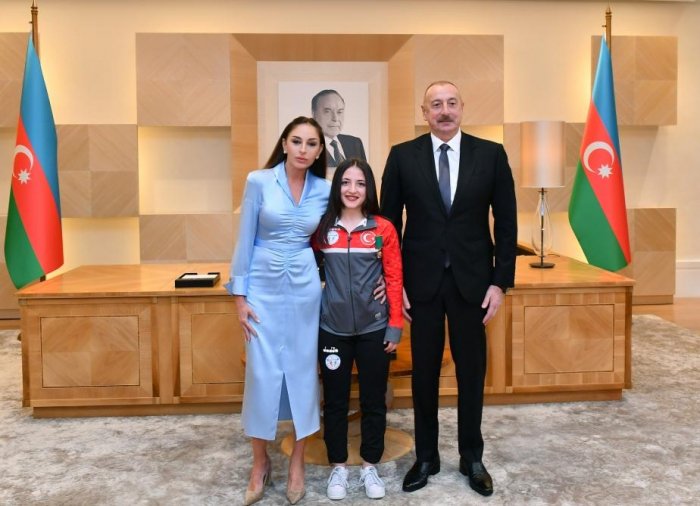      Prezidentə təşəkkür etdi:    "Medalım Azərbaycana ərmağan olsun"    