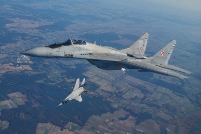 Ukraine : la Pologne a livré ses premiers chasseurs MiG-29 à Kiev