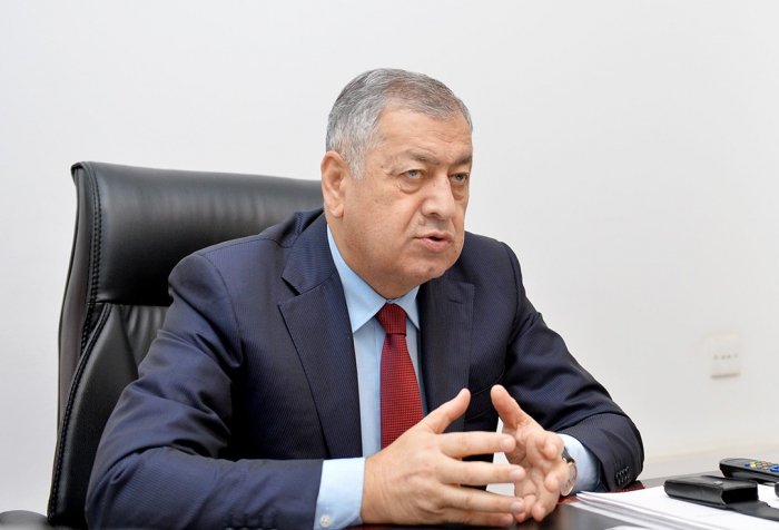    Vahid Əhmədova töhmət verildi   