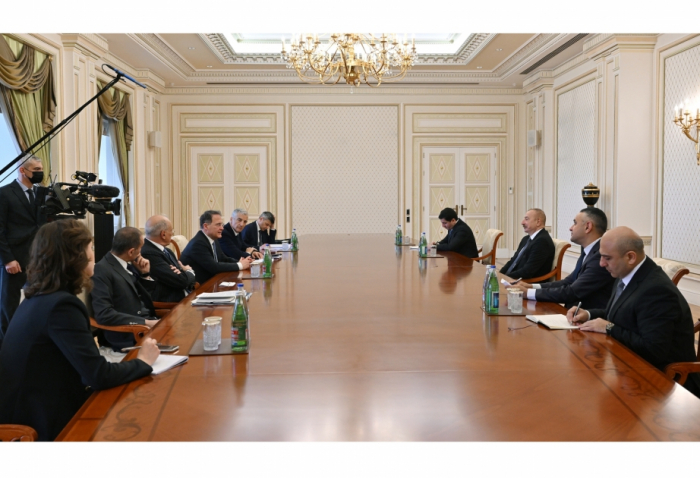     Präsident Ilham Aliyev:   Die Beziehungen zwischen Aserbaidschan und Italien entwickeln sich auf der Ebene der strategischen Partnerschaft  
