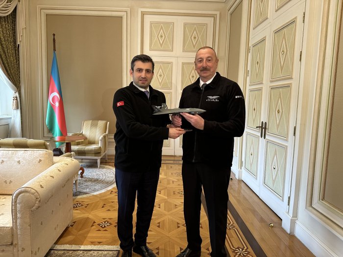    “Kızıl Elma”-larımız üçün işləməyə davam edəcəyik" -    Selçuk Bayraktar     