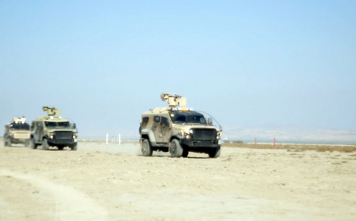   Die mechanisierten Einheiten der aserbaidschanischen Armee führen praktische Trainingsübungen durch –   VIDEO    