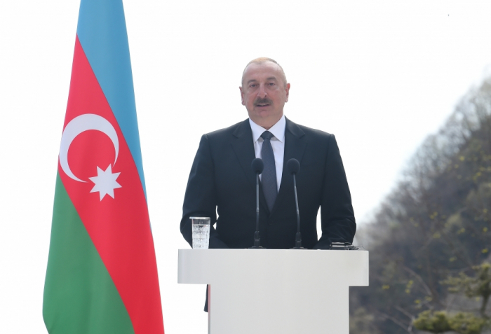  Ilham Aliyev : Les questions discutées visent un seul objectif, celui d’approfondir la coopération bilatérale 