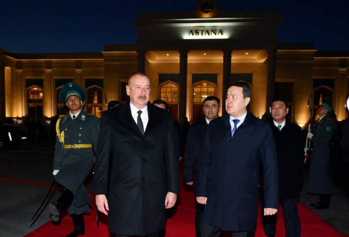   Präsident Ilham Aliyev beendet seinen offiziellen Besuch in Kasachstan  
