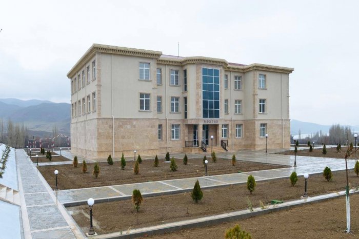  "Müəllimi döyməmişəm" -    Naxçıvanın məktəb direktoru      
