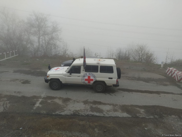   ICRC vehicles pass freely along Azerbaijan