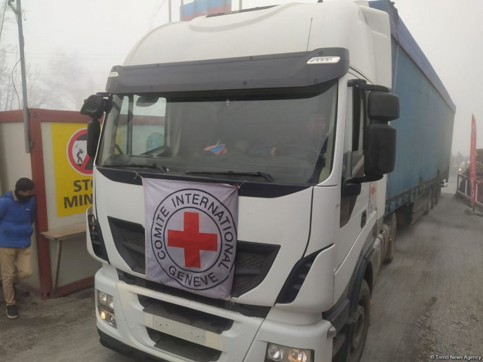 ICRC convoy drives freely along Azerbaijan