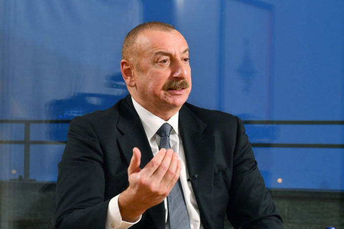     Präsident Aliyev:   Wir werden niemandem erlauben, auf unserem Territorium zu befehlen  