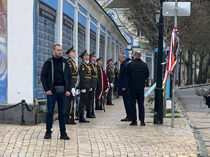   Stoltenberq Kiyevdə -    FOTO      