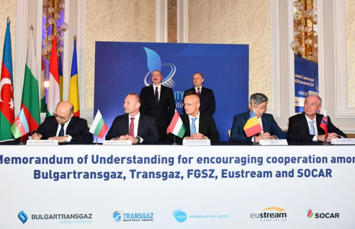   Präsidenten von Aserbaidschan und Bulgarien nehmen an der Unterzeichnungszeremonie der Absichtserklärung teil  