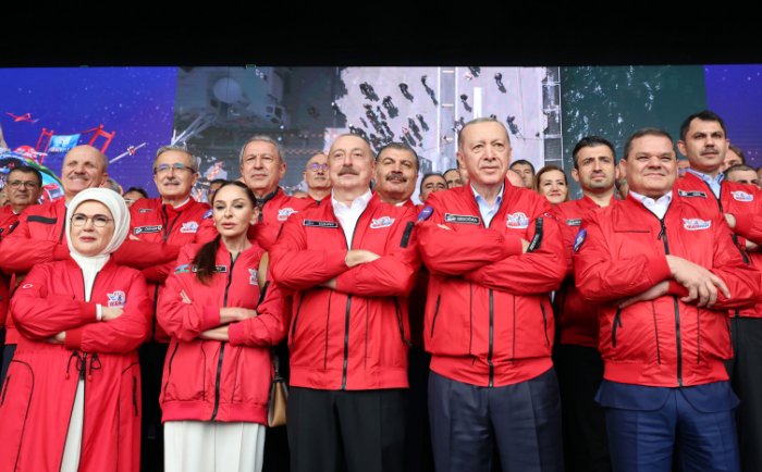       Prezident:    "Ümid edirəm ki, “Kızılelma” Azərbaycan səmasında da olacaq"  
   