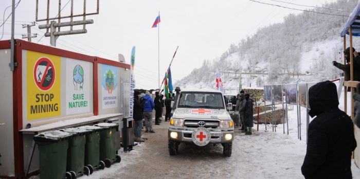 ICRC convoy moves unhindered along Lachin-Khankendi road 