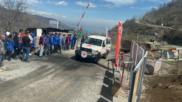  ICRC vehicles pass unhindered along Lachin-Khankendi road 