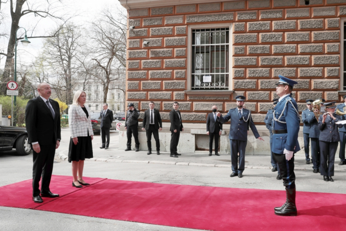  Official welcome ceremony held for President Ilham Aliyev in Sarajevo 