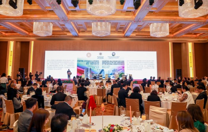 Beijing hosts exhibition and concert dedicated to 100th anniversary of National Leader Heydar Aliyev