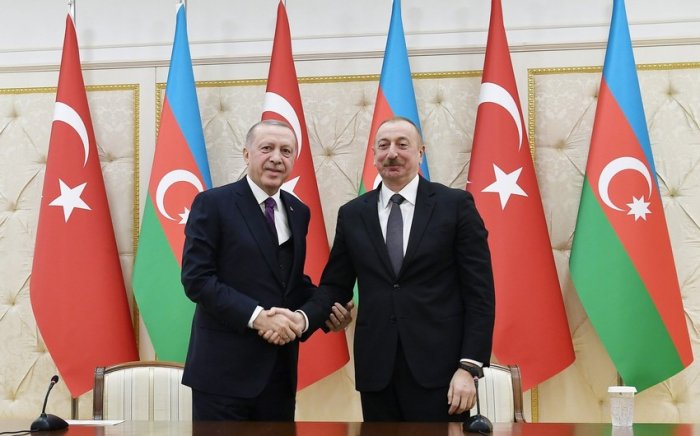       Azərbaycan Prezidenti:    "Ərdoğanın Türk dünyası qarşısında tarixi xidmətləri var"   