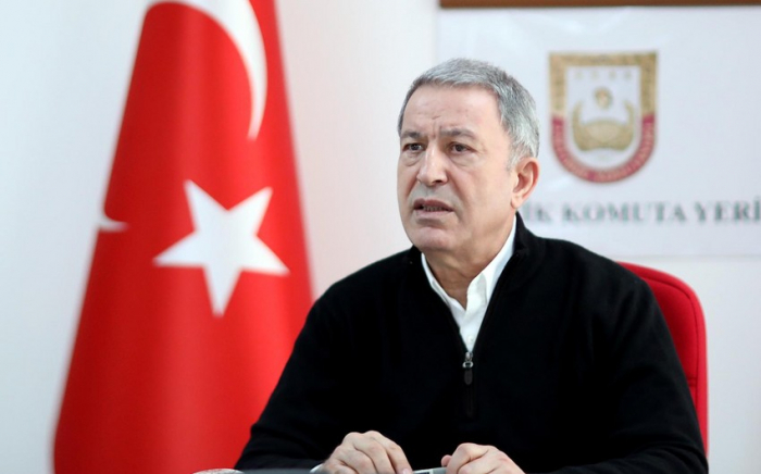   Hulusi Akar gab die Einzelheiten des Angriffs auf das türkische Flugzeug im Sudan und die aktuelle Situation bekannt  