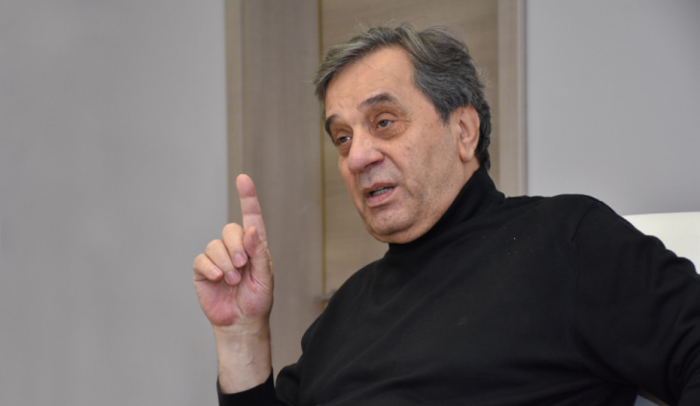       Siyavuş Kərimi:    Milli Muğam Müsabiqəsinin iki ildən bir keçirilməsi nəzərdə tutulur  
   