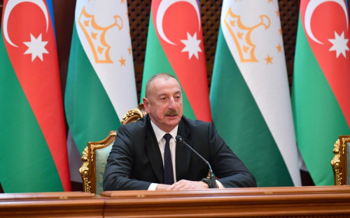   Zu Ehren von Präsident Ilham Aliyev wurde ein offizielles Bankett abgehalten  