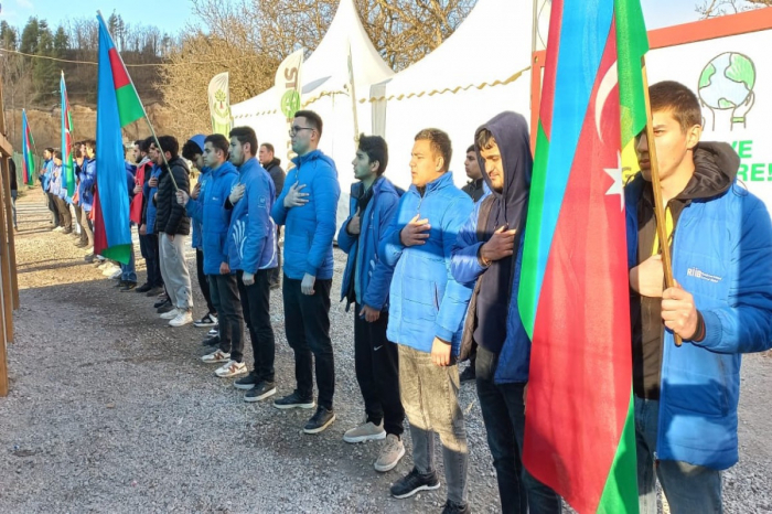  Protesta pacífica de los ecoactivistas azerbaiyanos en la carretera Lachin-Khankendi entra en su 116 día 