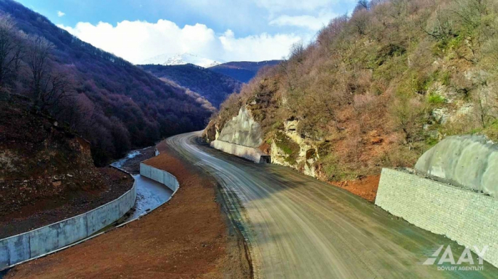   Continúa a buen ritmo la construcción de la carretera Toghanali-Kalbajar-Istisu y del túnel de Murovdagh  