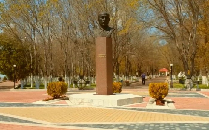      Naxçıvan ŞİH:    "Nəriman Nərimanovun abidəsi sökülməyib"   