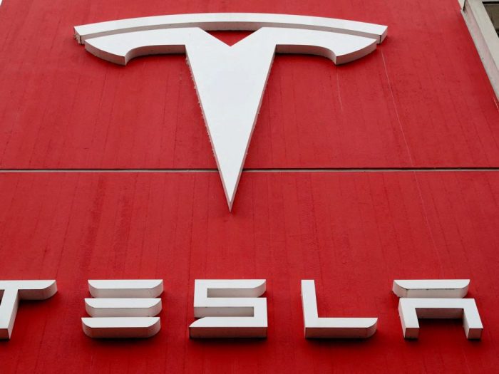 Tesla baisse ses prix en Europe