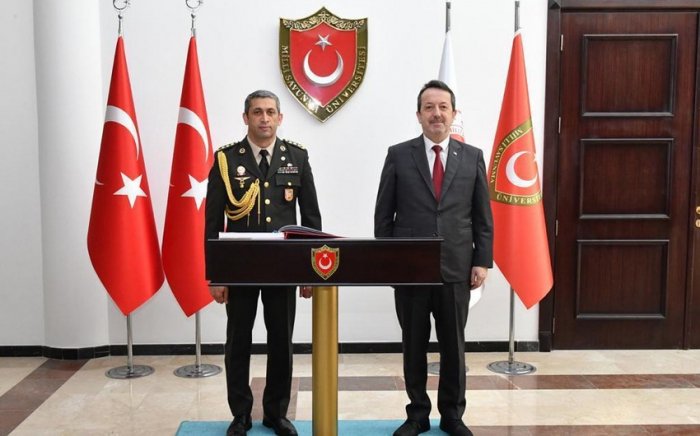    Azərbaycanla Türkiyə arasında hərbi təhsil sahəsində əməkdaşlıq daha da inkişaf etdiriləcək     
