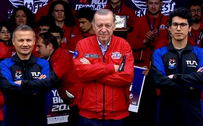       Türkiyənin ilk kosmonavtlarında biri Azərbaycan əsillidir      
