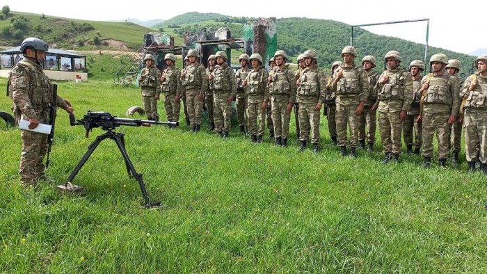    Hərbi vəzifəlilərin təlim toplanışı başa çatıb -    VİDEO        
