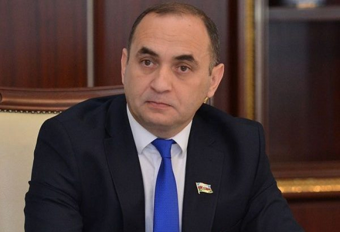    "Radikal düşüncədə olanlar məscidlərimizdə vəzifələrdən uzaqlaşdırılmalıdır" -    Millət vəkili        
