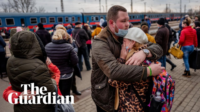       The Guardian:    "Müharibə ukraynalıları lombardlardan asılı salıb"   