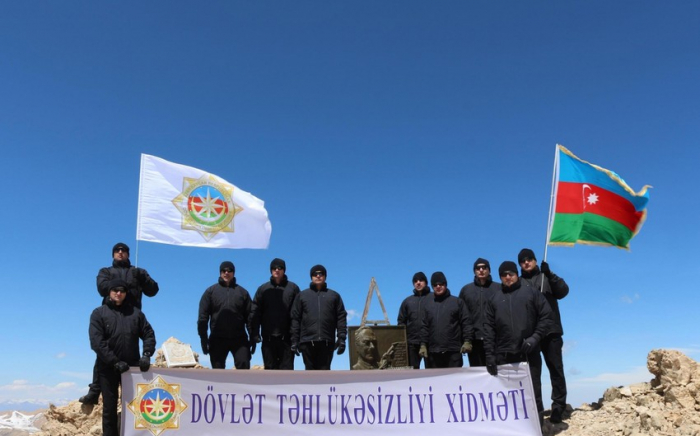 DTX əməkdaşları “Heydər zirvəsi”nə yürüş ediblər  
