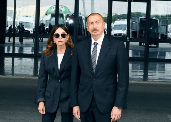   Präsident Ilham Aliyev und First Lady Mehriban Aliyeva besuchen Chodschavend  