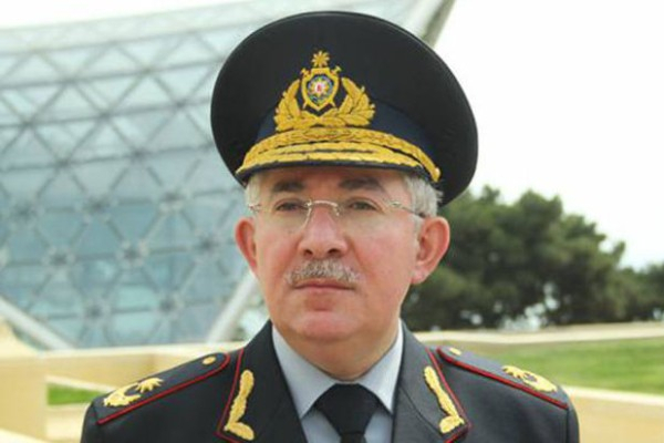    General Milli Məclisə gəldi -    İclas keçirilir     