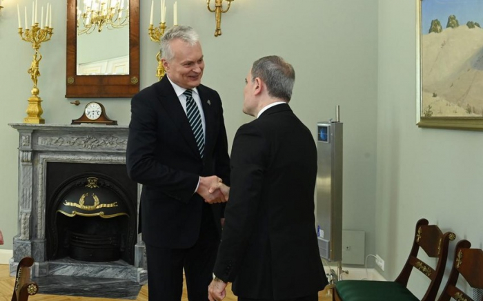   Jeyhun Bayramov traf sich mit dem litauischen Präsidenten  