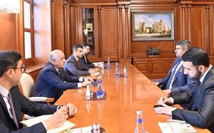 Baş nazir Dünya Minifutbol Federasiyasının prezidenti ilə görüşüb
