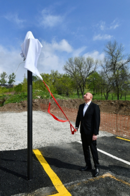  Atatürk-Straßenschild in Schuscha enthüllt 