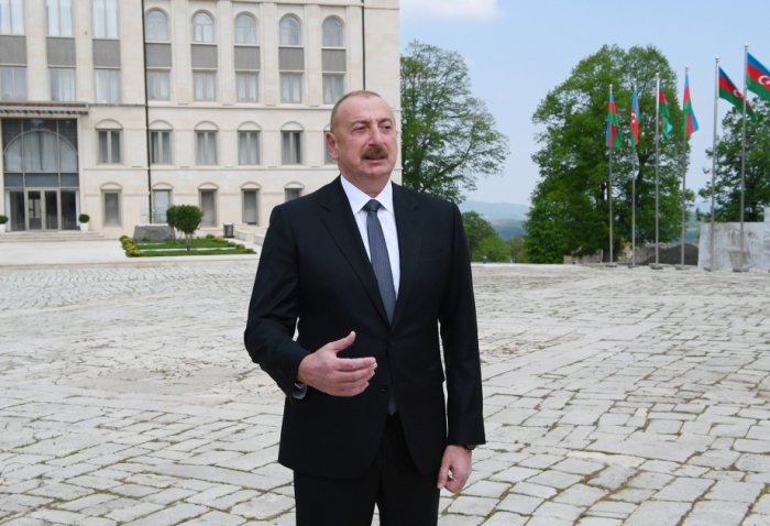    "Biz nə demişiksə, hər bir sözümüz həyatda öz əksini tapıb" -    Prezident      