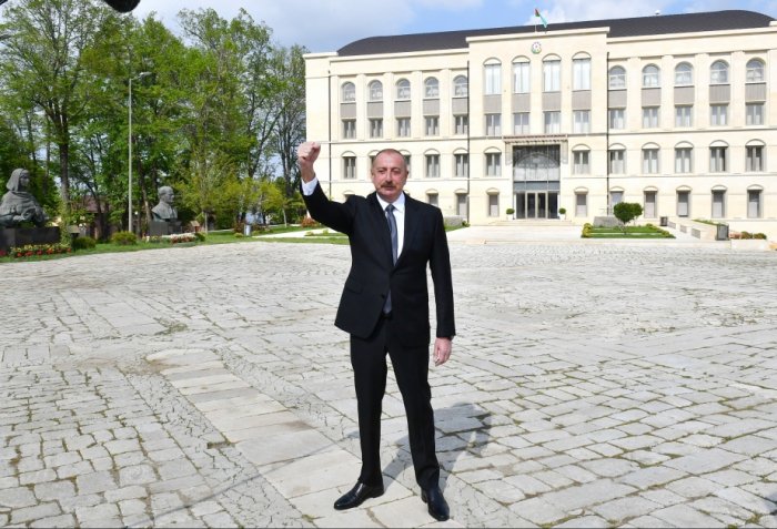       İlham Əliyev:    "Azərbaycan sabitlik, təhlükəsizlik adasıdır"  
   