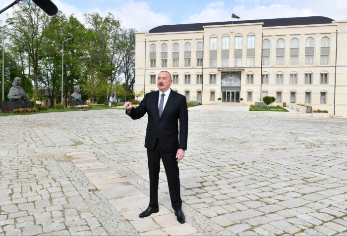     Präsident Aliyev:   Der Heydar Aliyev-Faktor schützte Aserbaidschan wie einen Regenschirm  