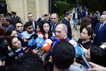       Tahir Budaqov:    Heydər Əliyev ideyaları Azərbaycanın milli-mənəvi sərvətidir  
     
