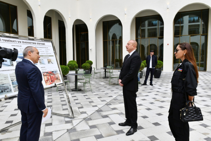  Le président azerbaïdjanais et son épouse assistent à l’inauguration du complexe de l’Hôtel-Centre des congrès de Choucha 