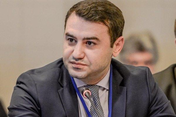 Azerbaijani President signs decree on appointment of new deputy minister of culture