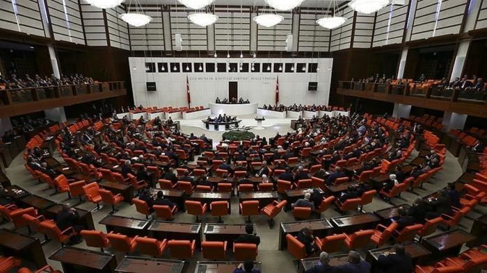    Türkiyədə parlament seçkilərinin nəticələri -    Siyahı      