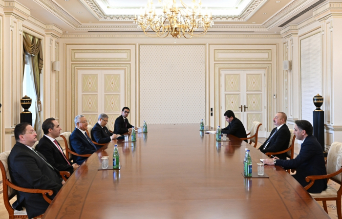  Le président Ilham Aliyev reçoit le président de la Chambre des Représentants d’Egypte - Photo