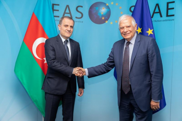 Azerbaijani FM updates EU High Representative for Foreign Affairs and Security Policy about situation in the region