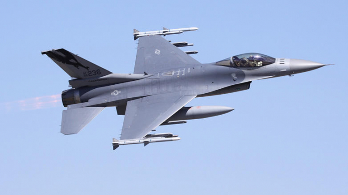    ABŞ müttəfiqlərinə F-16-ları Ukraynaya çatdırmağa icazə verəcək   